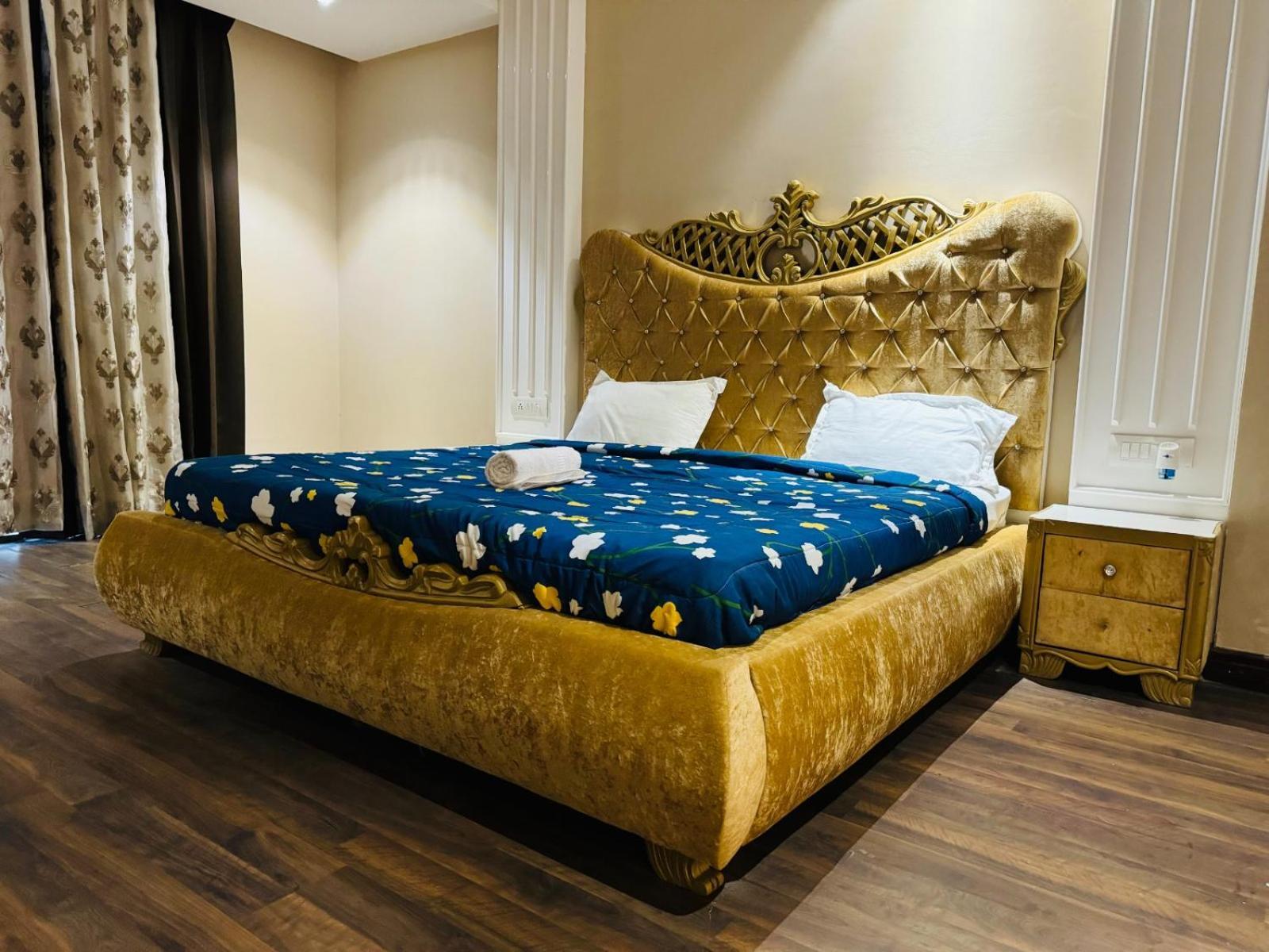 The Pearl Hotel Sirsa Εξωτερικό φωτογραφία