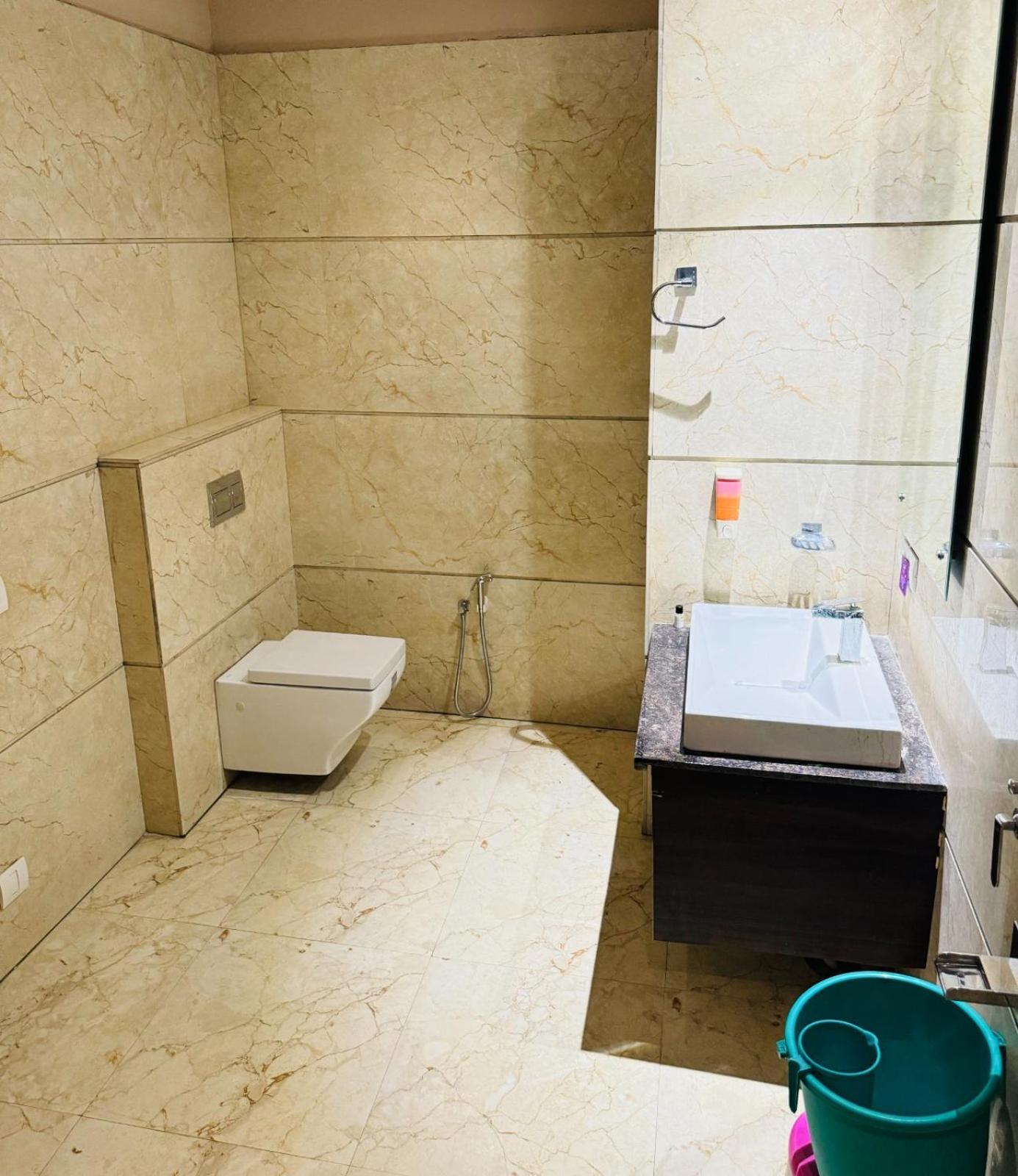The Pearl Hotel Sirsa Εξωτερικό φωτογραφία