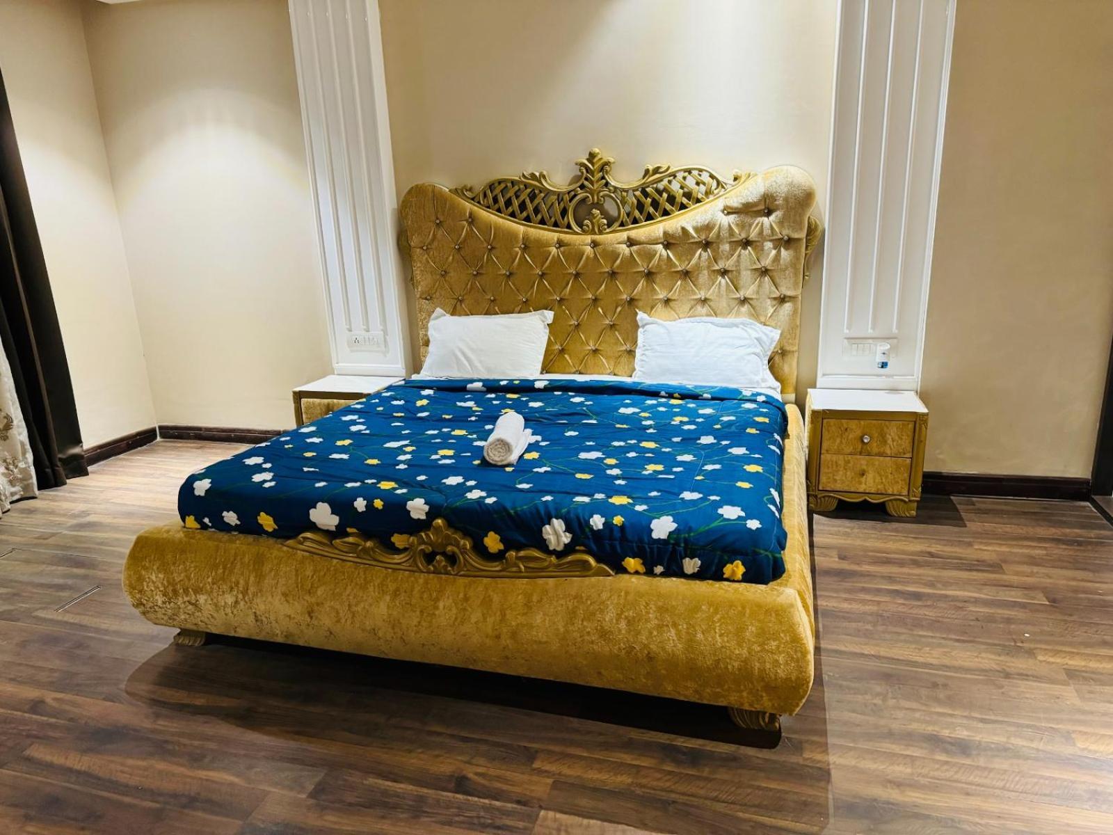 The Pearl Hotel Sirsa Εξωτερικό φωτογραφία