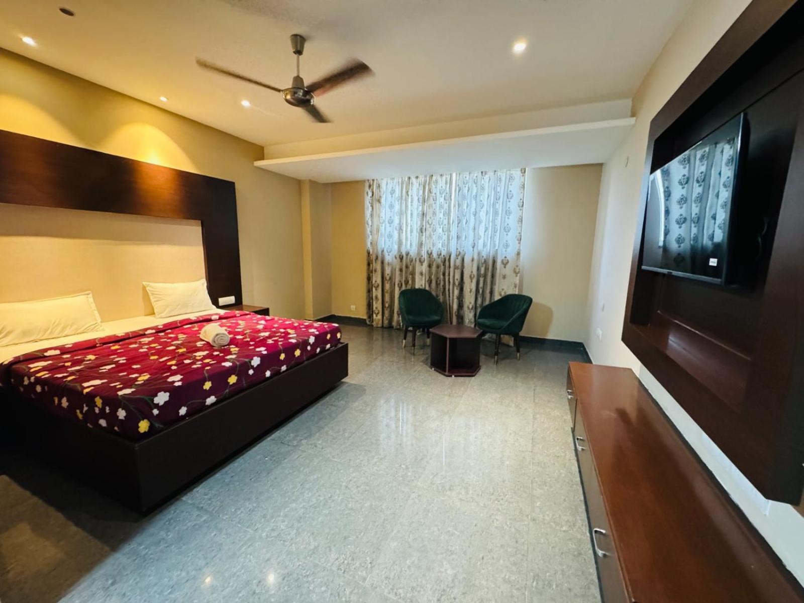 The Pearl Hotel Sirsa Εξωτερικό φωτογραφία